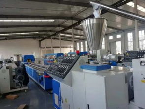 磨粉設(shè)備 廣東購買磨粉設(shè)備廠家 持力久機(jī)械制造